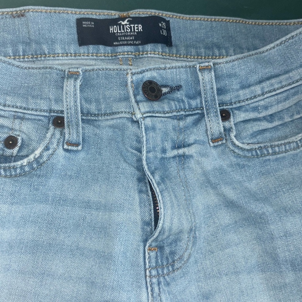 Hollister straight blue jeans
